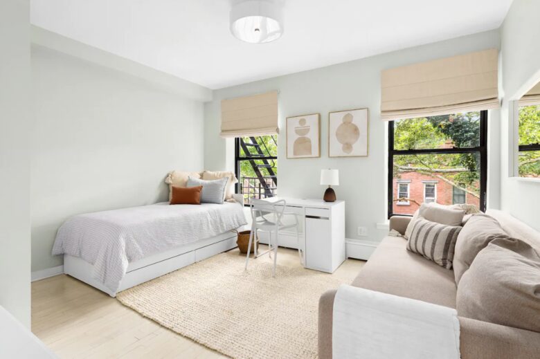 Brooklyn Townhouse with Rooftop Terrace - Brooklyn, New York