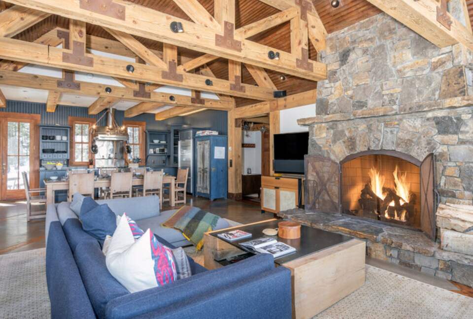 Copper Hollow Stunning Mountain Villa (Ski In/Ski Out) - Telluride, Colorado