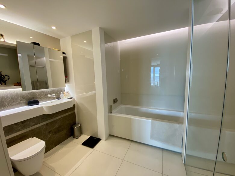 Luxury Apartment with Iconic South Bank Views - London, United Kingdom