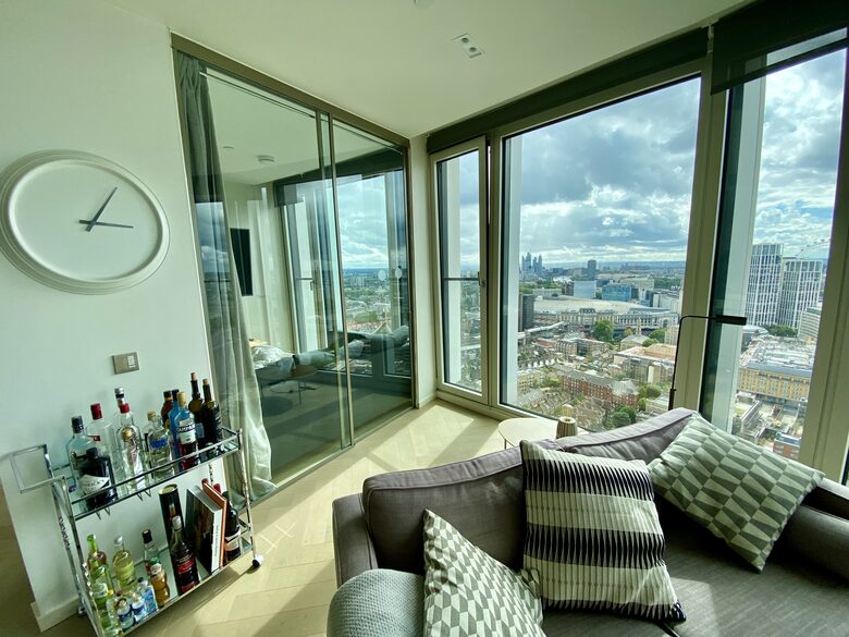 Luxury Apartment with Iconic South Bank Views - London, United Kingdom