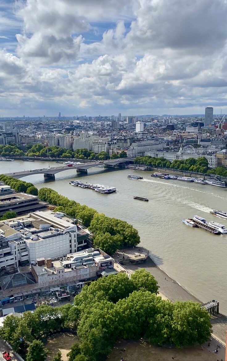 Luxury Apartment with Iconic South Bank Views - London, United Kingdom