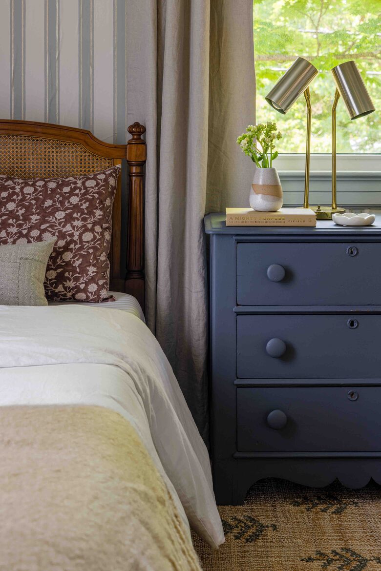 Cozy Chic Remodeled 1910 Farmhouse - Hudson, New York