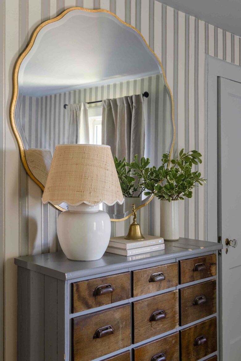 Cozy Chic Remodeled 1910 Farmhouse - Hudson, New York