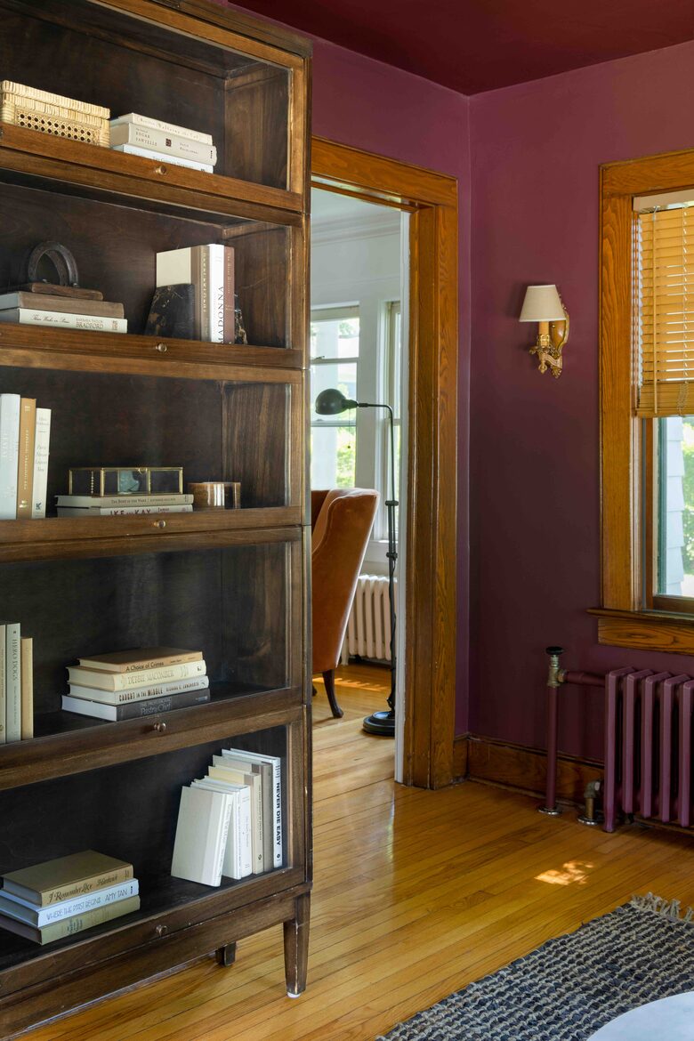 Cozy Chic Remodeled 1910 Farmhouse - Hudson, New York