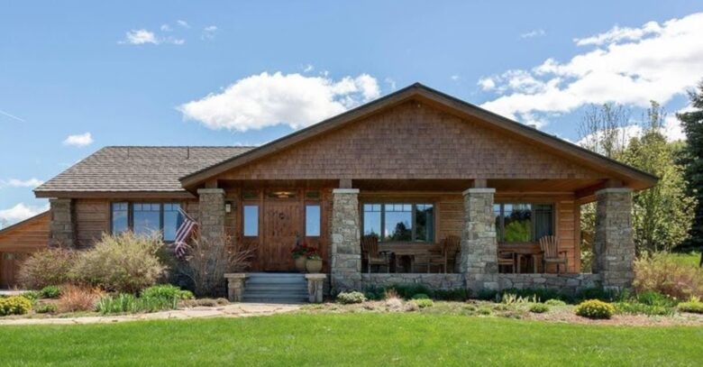 Little Bear Escape In Big Sky Country - Gallatin Gateway, Montana