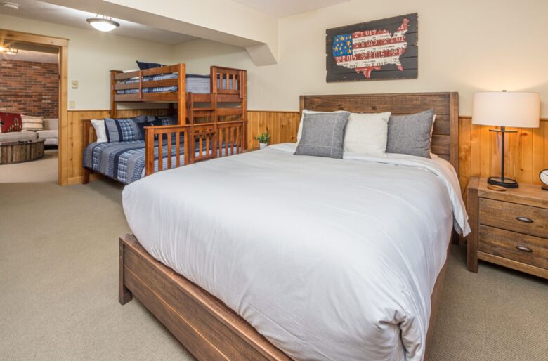 Little Bear Escape In Big Sky Country - Gallatin Gateway, Montana