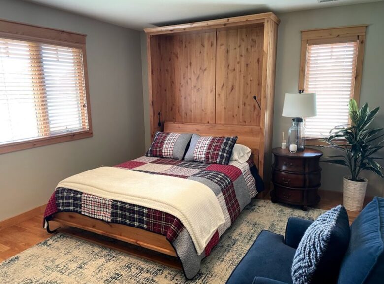 Little Bear Escape In Big Sky Country - Gallatin Gateway, Montana