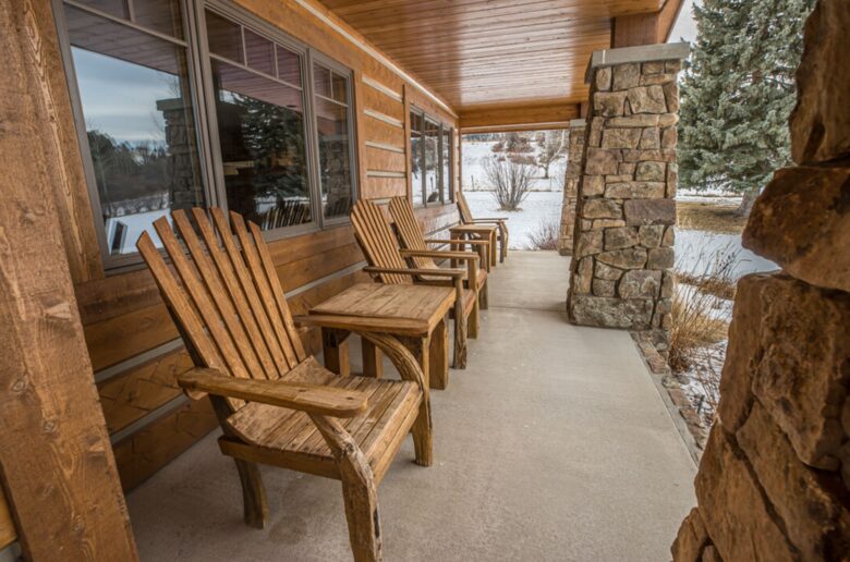 Little Bear Escape In Big Sky Country - Gallatin Gateway, Montana