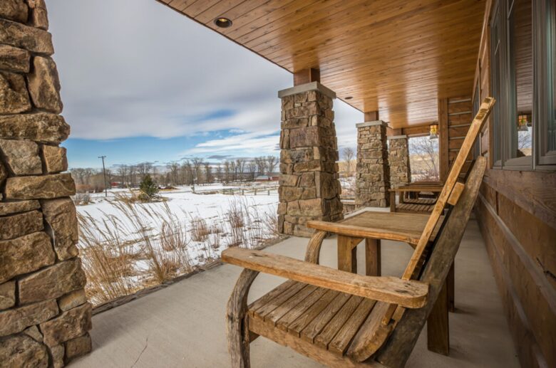 Little Bear Escape In Big Sky Country - Gallatin Gateway, Montana
