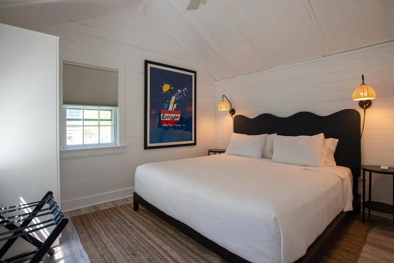 Charming Nantucket House and Cottage - Walk To Town! - Nantucket, Massachusetts