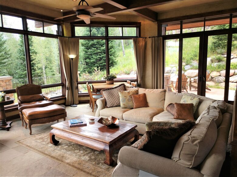 GREAT ROOM