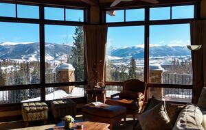 GREAT ROOM LOOKING TOWARDS KEYSTONE AND LAKE DILLON