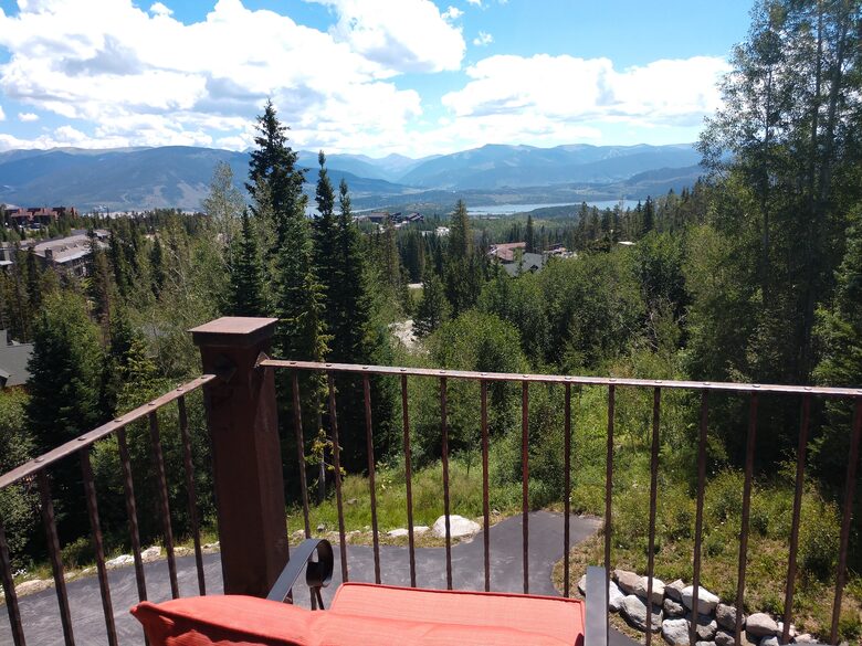 MASTER BEDROOM DECK