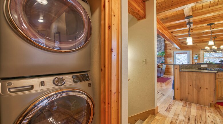 Full Size Washer and Dryer