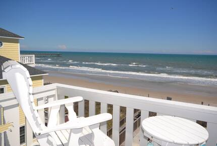 Oceanfront- Heated Pool! Private & Hot Tub - North Topsail Beach, North Carolina