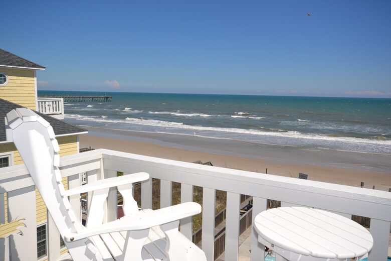 Oceanfront- Heated Pool! Private & Hot Tub - North Topsail Beach, North Carolina