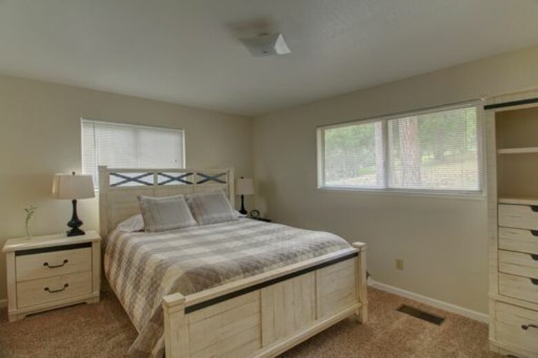 Cabin with Soaring Windows and Hot Tub Near Yosemite - Groveland, California