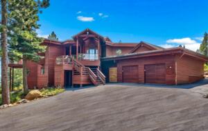 Spacious Mountain Home with Gorgeous Views - Truckee, California