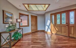 Spacious Mountain Home with Gorgeous Views - Truckee, California
