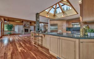 Spacious Mountain Home with Gorgeous Views - Truckee, California
