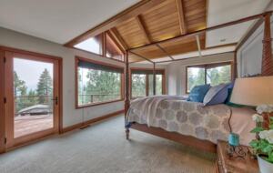 Spacious Mountain Home with Gorgeous Views - Truckee, California