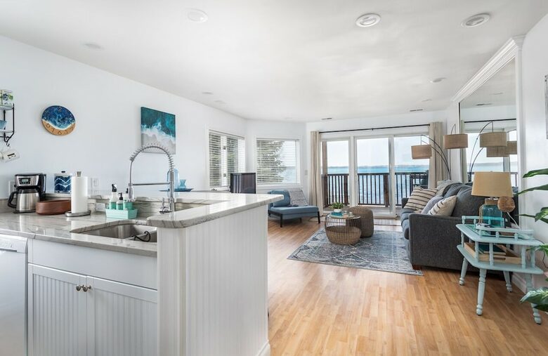 Summer Beach Getaway - Traverse City, Michigan