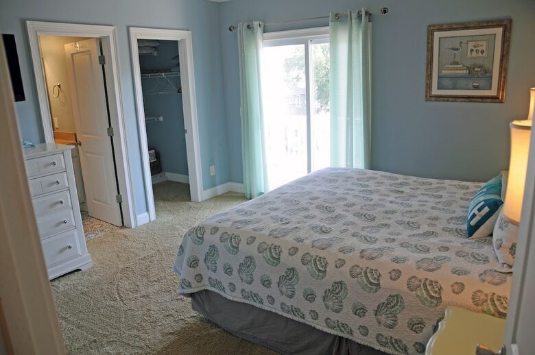 Second Floor Master Suite