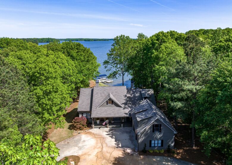 Spectacular Lake Escape on Oconee - Eatonton, Georgia