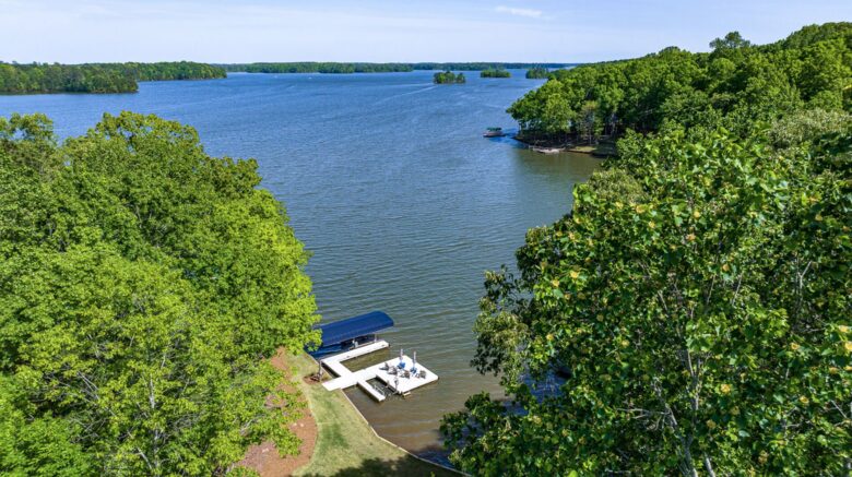 Spectacular Lake Escape on Oconee - Eatonton, Georgia