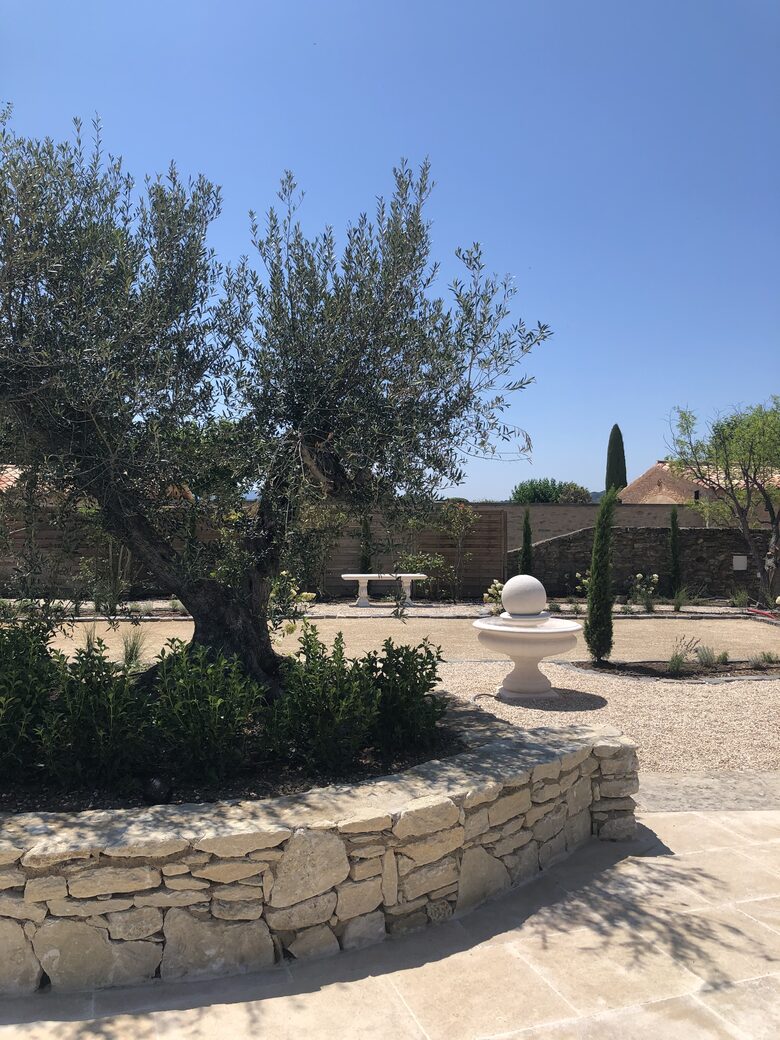 Luxury Villa In the Heart of The Luberon 'Golden Triangle' - Roussillon, France