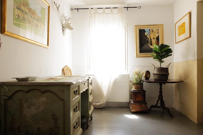 Luxury Villa In the Heart of The Luberon 'Golden Triangle' - Roussillon, France
