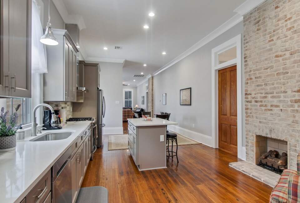 Historic Newly-Renovated New Orleans Retreat - Arabi, Louisiana