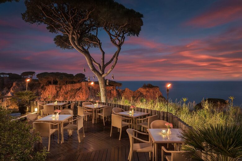 Falesia Beach Luxury Penthouse - Olhos d'Agua, Portugal