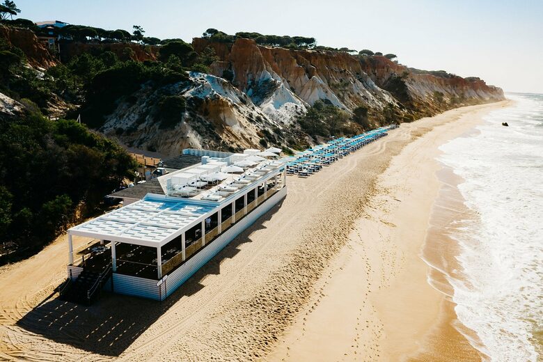 Falesia Beach Luxury Penthouse - Olhos d'Agua, Portugal