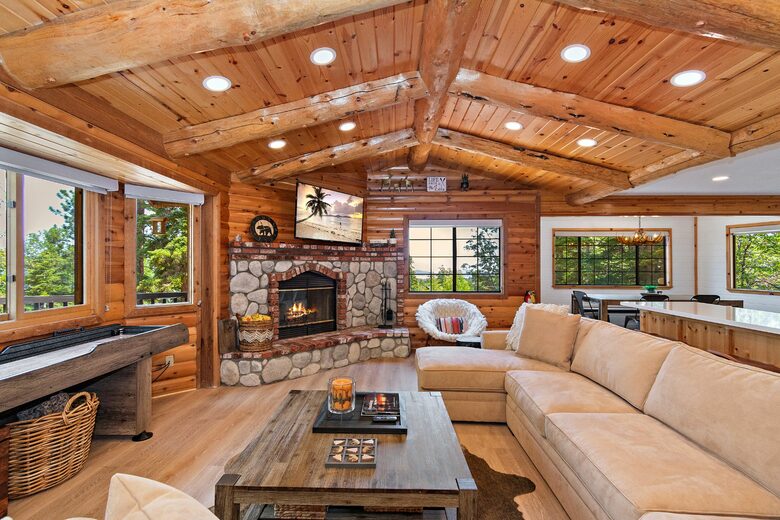 Pinehurst Lodge - Big Bear, California