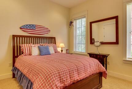 Sandestin Bungalo with a Golf Cart - Miramar Beach, Florida