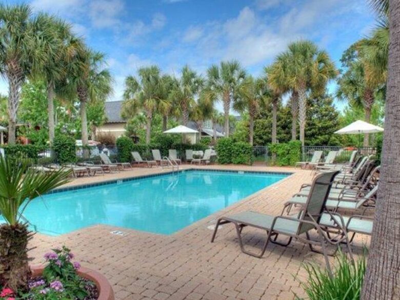Sandestin Bungalo with a Golf Cart - Miramar Beach, Florida