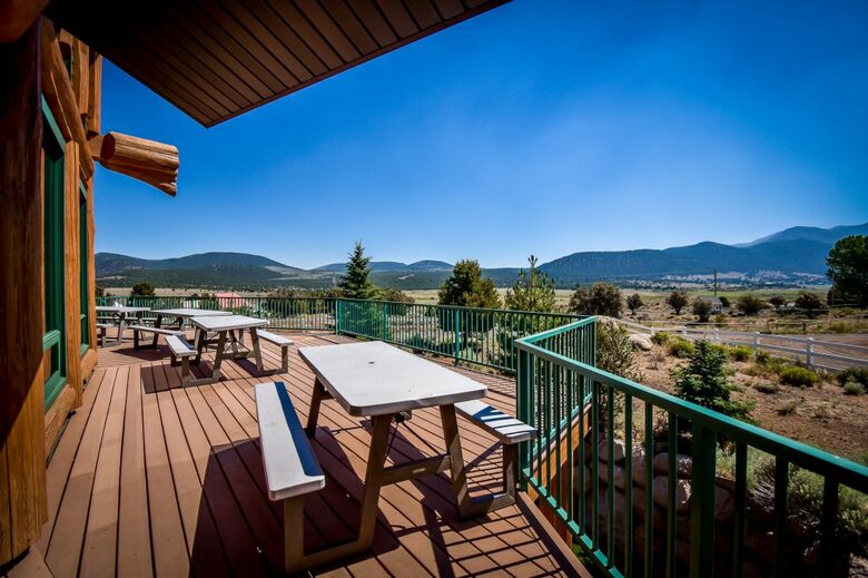 Storytellers Lodge - Pine Valley, Utah