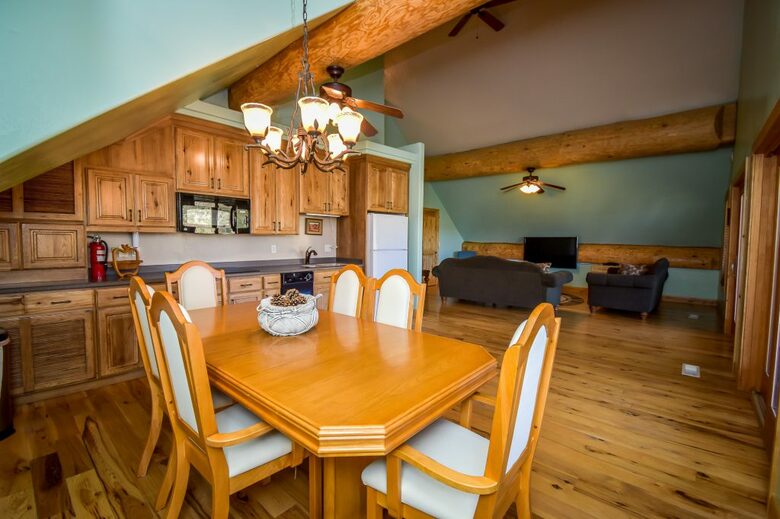 Storytellers Lodge - Pine Valley, Utah