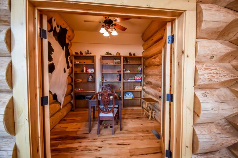 Storytellers Lodge - Pine Valley, Utah