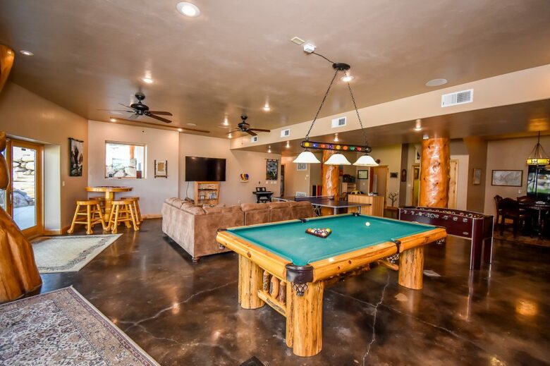 Storytellers Lodge - Pine Valley, Utah