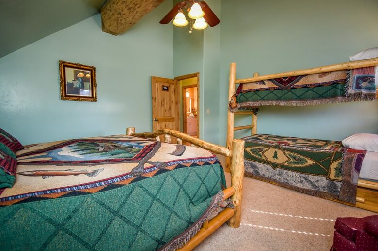 Storytellers Lodge - Pine Valley, Utah