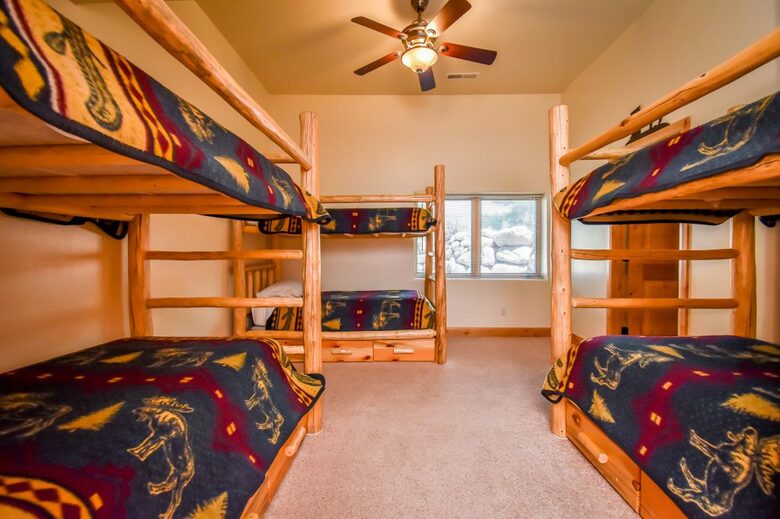 Storytellers Lodge - Pine Valley, Utah