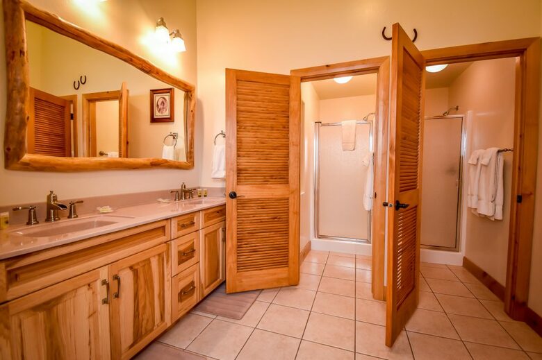 Storytellers Lodge - Pine Valley, Utah
