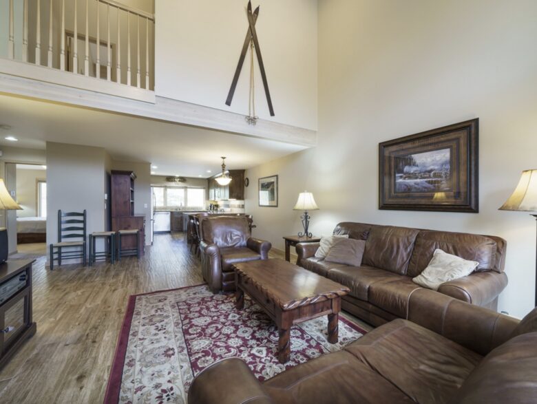 Kings Crown Charm | Steps To Snowflake Lift! - Breckenridge, Colorado