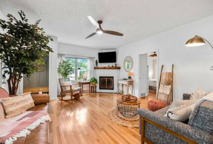 Bohemian Retreat | Four bedroom two full bath close to beach, downtown, and wineries! - Grand Traverse County, Michigan
