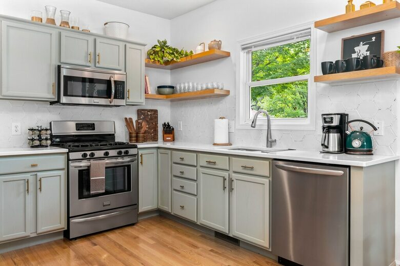 Bohemian Retreat | Four bedroom two full bath close to beach, downtown, and wineries! - Grand Traverse County, Michigan