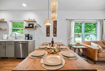 Bohemian Retreat | Four bedroom two full bath close to beach, downtown, and wineries! - Grand Traverse County, Michigan