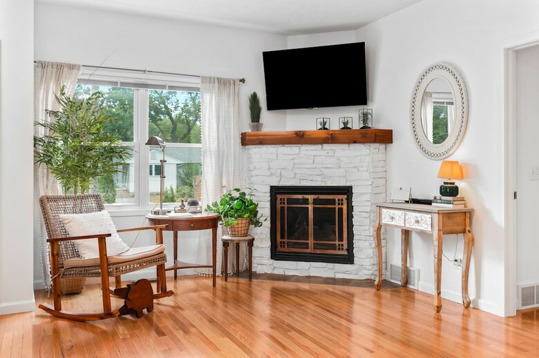 Bohemian Retreat | Four bedroom two full bath close to beach, downtown, and wineries! - Grand Traverse County, Michigan