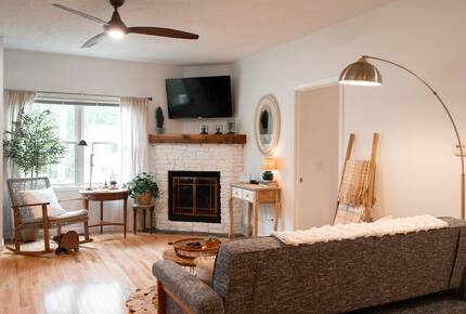 Bohemian Retreat | Four bedroom two full bath close to beach, downtown, and wineries! - Grand Traverse County, Michigan
